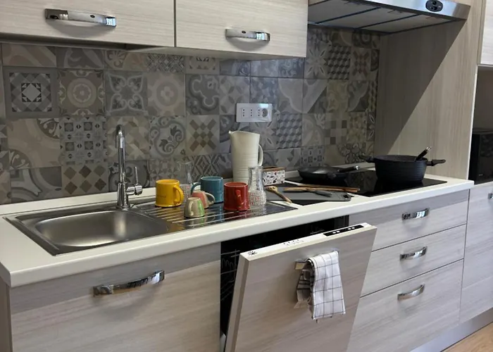 Roomestbb Rome