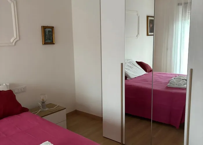 Roomestbb 4*
