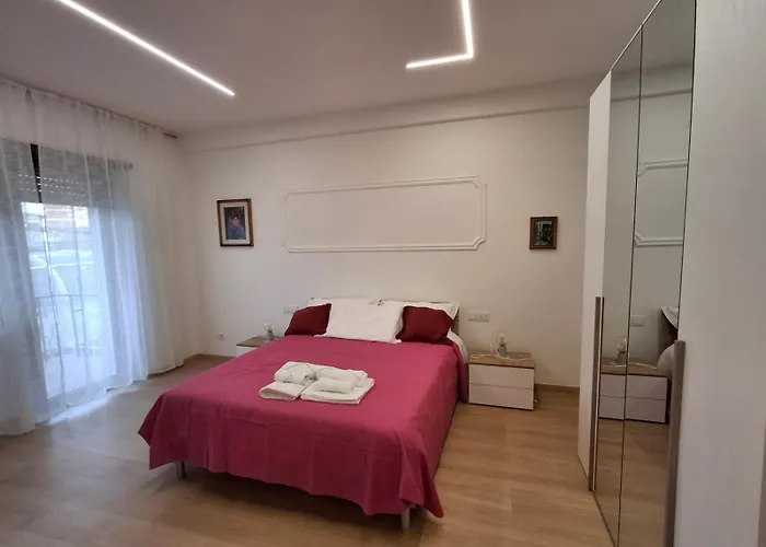 Roomestbb Bed & Breakfast 4*